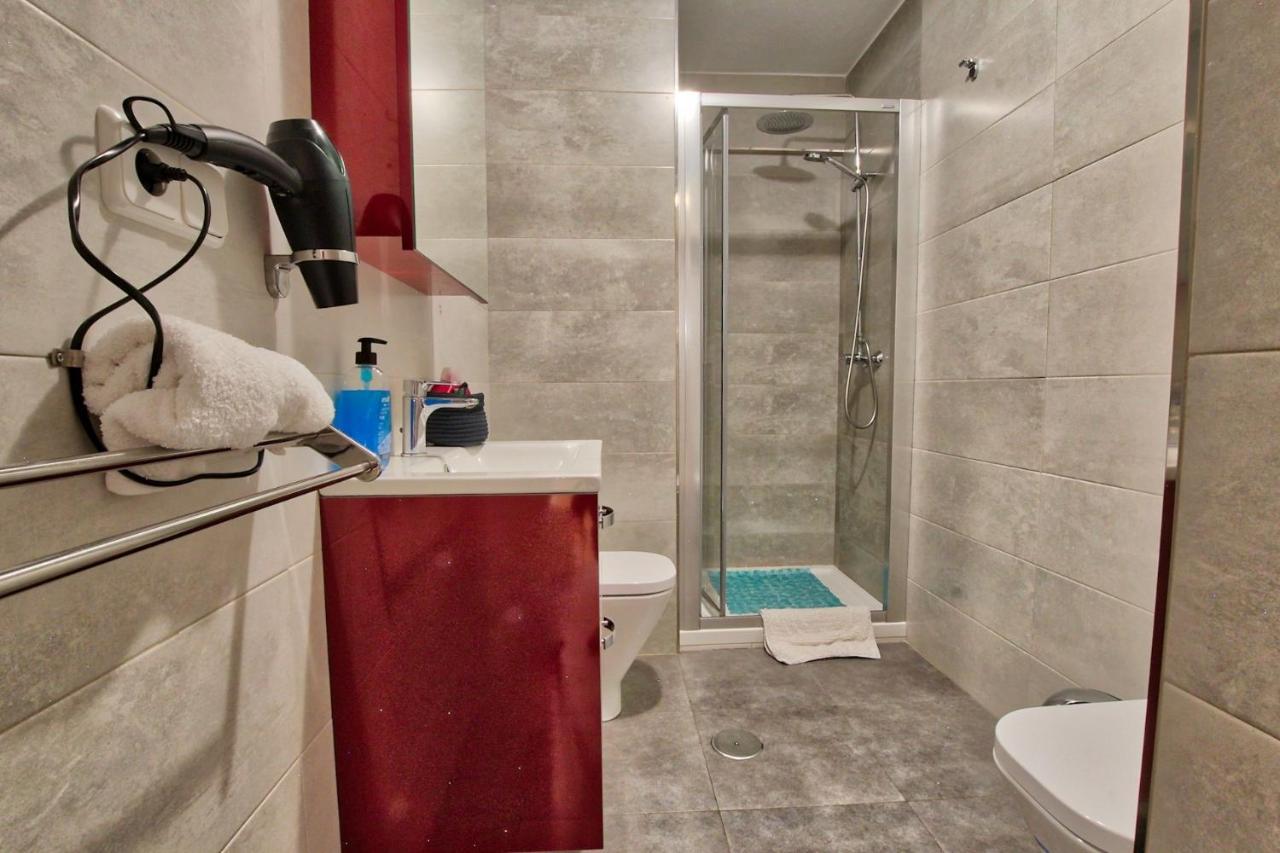 Lujoso Apartamento Centro Ciudad, Parking Privado Gratuito Murcia Exterior foto